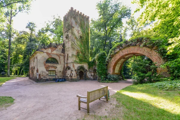 Романтичний Парк Селі Аркадія Польща — стокове фото