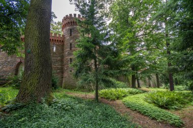 Kamieniec Zabkowicki ve eşsiz sarayı.
