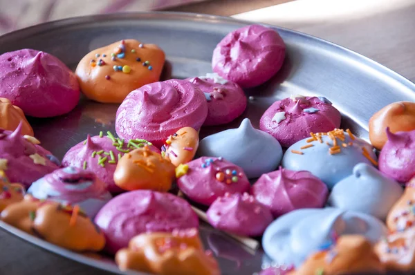 Macaron Nebo Makronky Francouzské Sušenky Detailním Barevné Pusinky — Stock fotografie