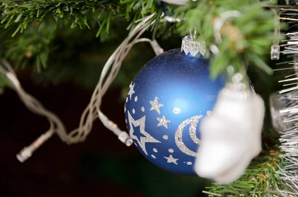 Familienurlaub Weihnachten Feiern Weihnachtseinkauf Geschenke Neujahrsparty Weihnachtsbaumschmuck Warten Auf Den — Stockfoto