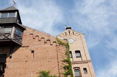 En iyi seyahat hedef. Tuğla kale mimari Kulesi ile. Radomysl kale bina. Eski kale veya Sarayı dış. Tarihi ülke ev yapısı. Özel müstahkem konut.