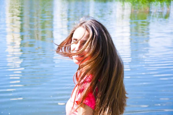 Jovem Sexy Sorrindo Mulher Menina Com Rosto Bonito Longo Cabelo — Fotografia de Stock