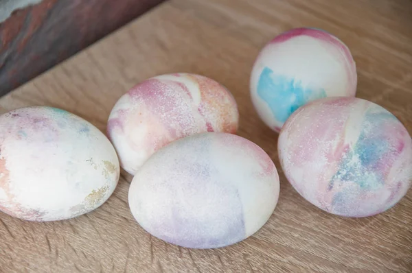 Easter egg. Marble shell. Painted eggs. DIY handmade. Egg hunt. Traditional food cooking. Spring holiday preparation. Happy easter. natural dye. Easter decor. Feeling joy about holiday. Happy moments