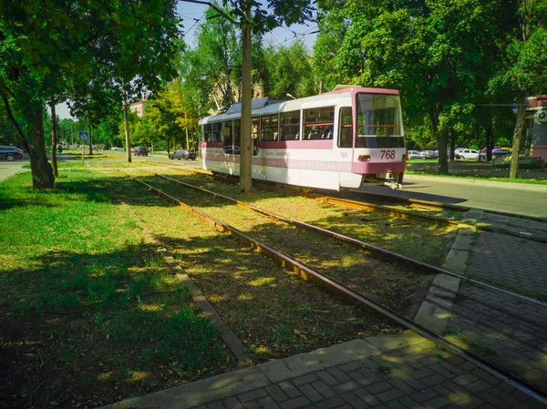 Tranvía Blanco Típico Zaporozhye Ucrania Agosto 2018 —  Fotos de Stock