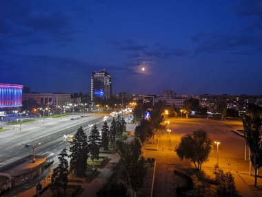 Intourist Hotel, Zaporozhye, Ukrayna, 25 Ağustos 2018 sokak görünümü.