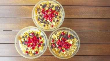 Noah'ın beyaz kase puding. Kuruyemiş, bakliyat ve tahıl buğday ve şeker ile yapılır. 5 Kasım 2015.