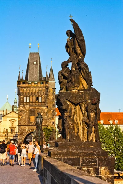 Francis Xavier Heykeli Prag Charles Köprüsü Eski Şehir Köprüsü Kulesi — Stok fotoğraf