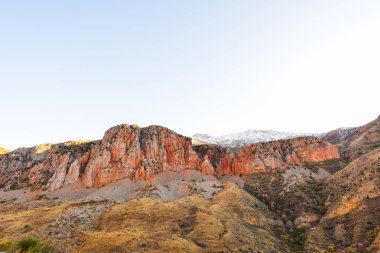 13. yüzyılda, Ermenistan Noravank manastır