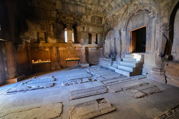 13. yüzyılda, Ermenistan Noravank manastır