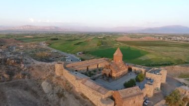 Eski manastır Khor Virap Ermenistan'da