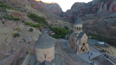 13. yüzyılda, Ermenistan Noravank manastır