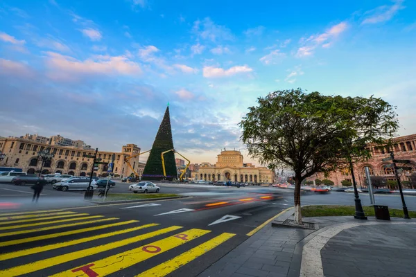 Piazza Della Repubblica Erevan Albero Natale — Foto Stock