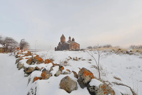 卡萨克河峡谷附近的 Saghmosavank 修道院 亚美尼亚 — 图库照片