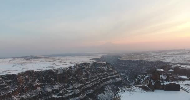 Monasterio Saghmosavank Cerca Garganta Del Río Kassakh Armenia — Vídeos de Stock