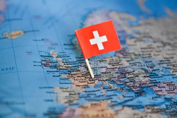 Карта Флагом Швейцарии — стоковое фото