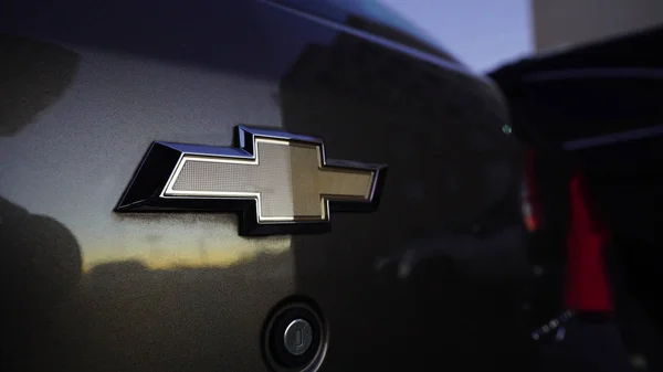 Detroit, Michigan-styczeń 2019: GM Chevrolet logo na samochodzie Obrazy Stockowe bez tantiem