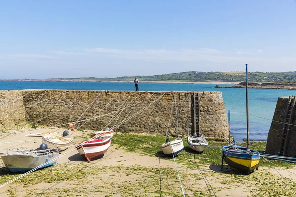 Port Racine Cherbourg Normandy Francia Junio Circa 2018 Pequeños Barcos — Foto de Stock