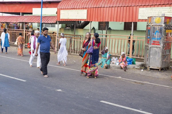 Rameshwaram Tamil Nadu India Marzo Circa 2018 Calle Principal Peregrinos — Foto de Stock