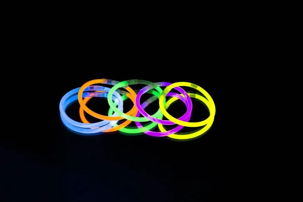 Färgglada Fluorescerande Ljus Neon Glow Stick Armband Armband Armband Spegel — Stockfoto