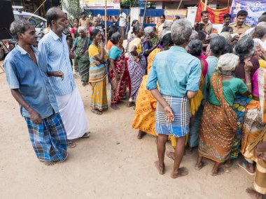 Puducherry, Hindistan - Aralık yaklaşık, 2018. Bir sürü insan sokak, Tamil Nadu, Hindistan hükümeti güç karşı politik tezahürü