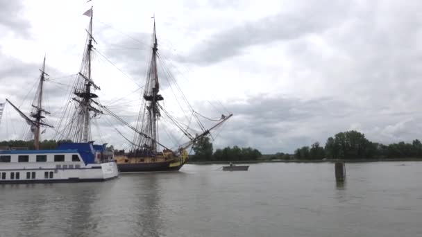 Rouen Fransa Armada Için Seine Büyük Yelkenli Schooner Fırkateyn Donanma — Stok video