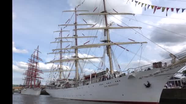 International Exhibition Biggest Sailboats Schooner Frigate Navy Boats Seine Armada — Stock Video