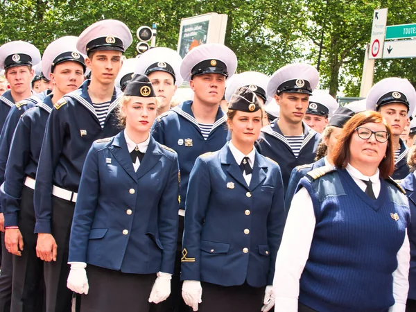 Rouen França Junho Circa 2019 Marinheiros Não Identificados Desfilam Nas — Fotografia de Stock