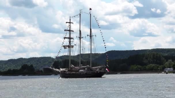 Rouen France Juin 2020 Old Trhee Mâts Goélette Sur Seine — Video