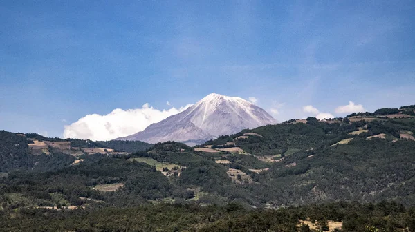 Evlenecektir volkan fethi 5200 metre yükseklikte çekim. Meksika'dan ilginç fotoğraflar