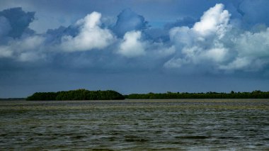 Eğer yeterli kadınlar beyaz adanın kıyılarında varios söylüyor görmek yaptığınız lukky olacak 