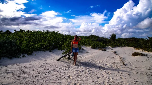 Modelo Más Hermosa Playa — Foto de Stock