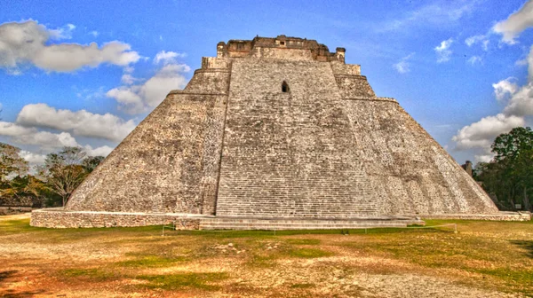 Uxmal Cidade Antiga Yukatan Torre Feiticeiro Pirâmide Grande Othe Estrutura — Fotografia de Stock