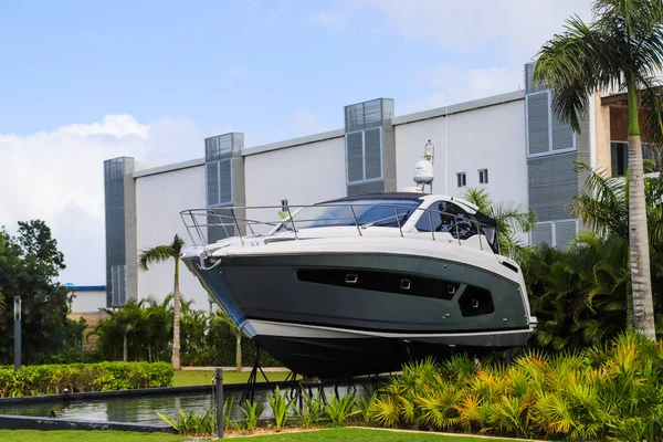 The yacht can be found not only at sea. On land a good exhibition option