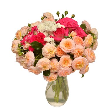 Güzel güller ve beyaz arka plan üzerinde izole vazoda civanperçemi buket. Çiçekler. Bahar. Düz yatıyordu, en iyi görünüm. Seviyorum. Sevgililer günü. Paskalya. Düğün kartı. Nesne