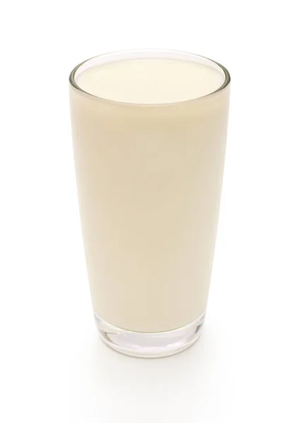 Glas melk geïsoleerd op witte achtergrond. Kokosolie. Organische — Stockfoto