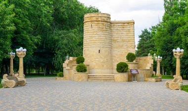 Kız Kulesi. Anıt parkta 
