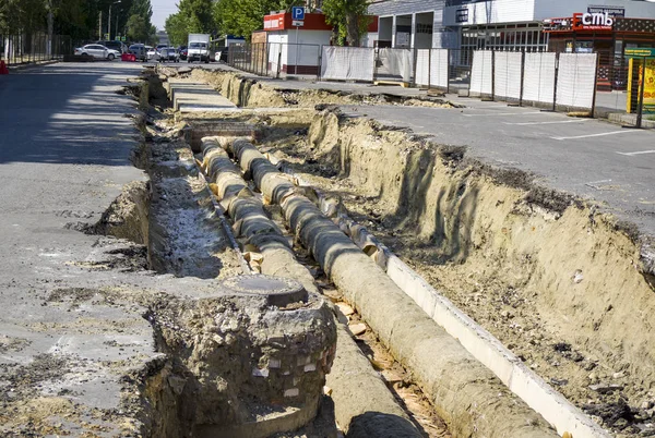 Şehir merkezindeki ısıtma boru hattının değiştirilmesi