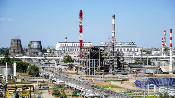 Rusya'nın petrol rafinerisi. ekipman ve hidrokarbon işleme kompleksleri.                              