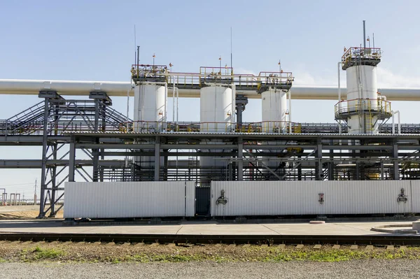 Refinería Petróleo Rusia Equipos Complejos Para Procesamiento Hidrocarburos Sección Columnas — Foto de Stock