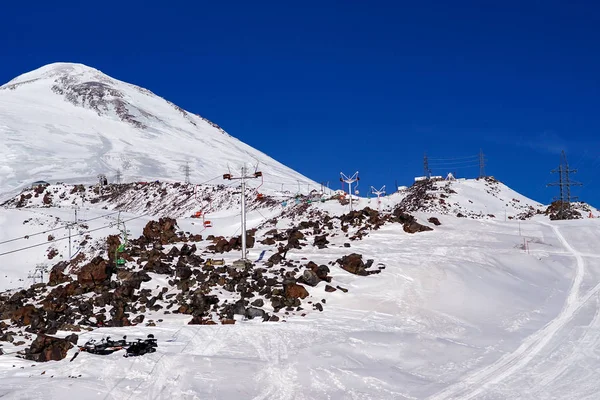 Výtahy Horu Sjezdovka Pro Lyžování Elbrus Pohoří Severním Kavkaze Rusku — Stock fotografie