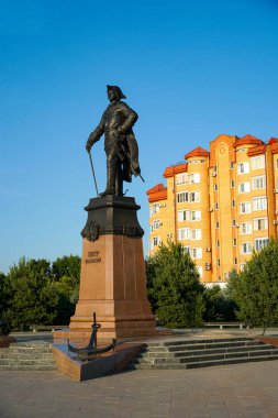 Astrakhan / Rusya - 13 Haziran 2019: Peter 1 Anıtı 
