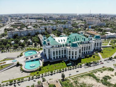 Astrakhan Devlet Opera ve Baletiyatrosu. Yukarıdan görüntüleyin. Russi
