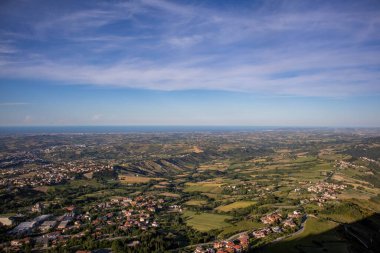 San Marino şehrinin antik kesiminden Panorama