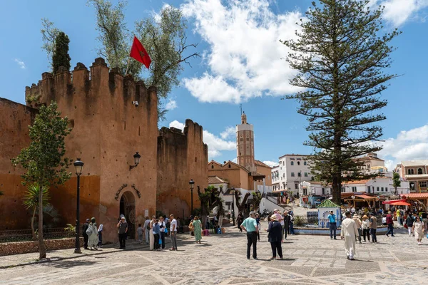 Şef Chaouen, Fas, 2 Mayıs 2025. Chefchaouen Medina 'daki Uta Hamamı ve Kasbah manzarası