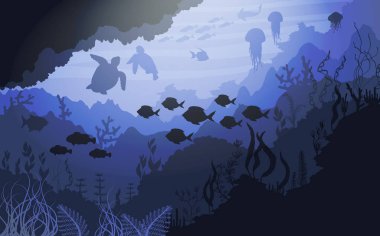 Mavi deniz arka plan üzerinde mercan ve sualtı yaban hayatı
