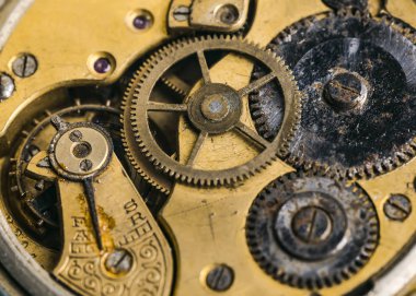 Eski cep saatleri dişli
