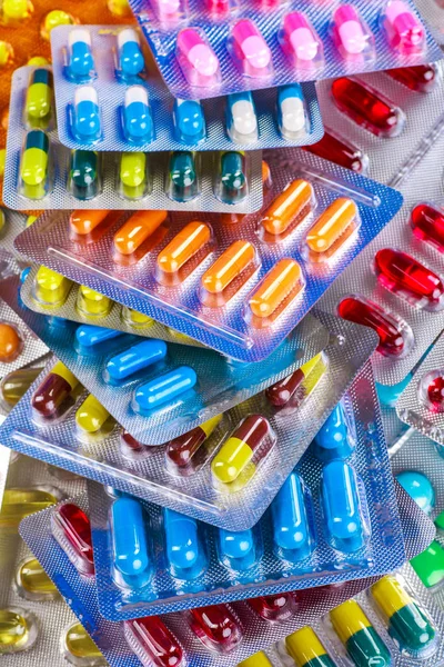 Receta de medicamentos para medicamentos de tratamiento. Medicamentos farmacéuticos —  Fotos de Stock