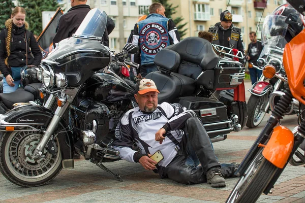 Rivne şehri. Ukrayna. 06 Temmuz 2019.Nice Harley Davidson bi — Stok fotoğraf
