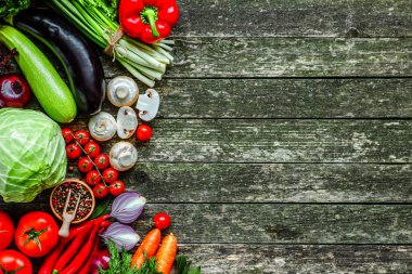 Sağlıklı yiyecekler. Sebze ve meyveler. organik sebze ahşap. T