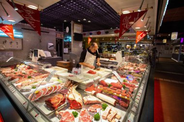 Lyon, Fransa - 11 Mart 2018: Lyon Pazar Paul Bocuse. Et bölümü